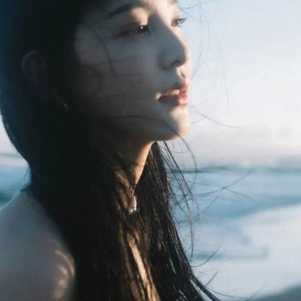 轻蔑